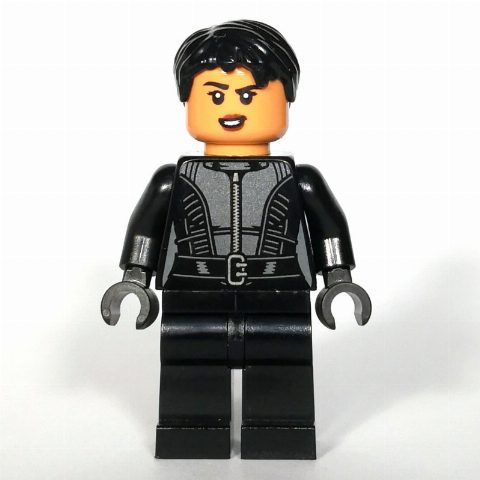 Minifigurka Selina Kyle, Motorcycle Jacket