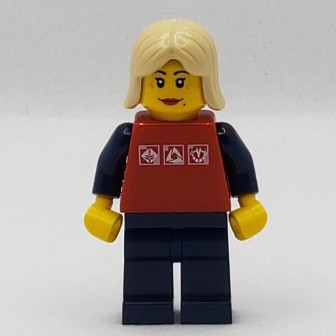 Minifigurka Woman, Red Shirt with Dark Blue Arms, Dark Blue Legs, Tan Hair