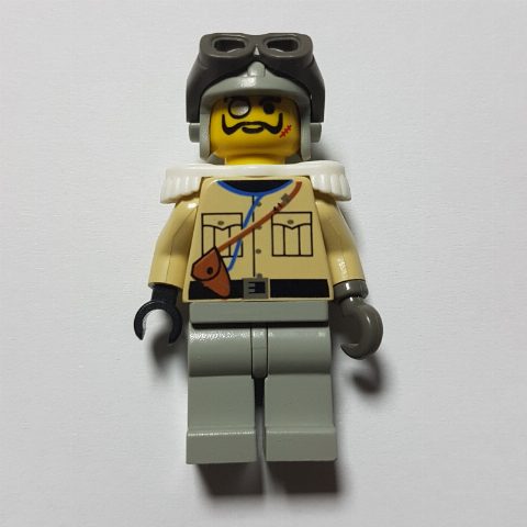 Minifigurka Baron Von Barron (Pilot) with Light Gray Hat