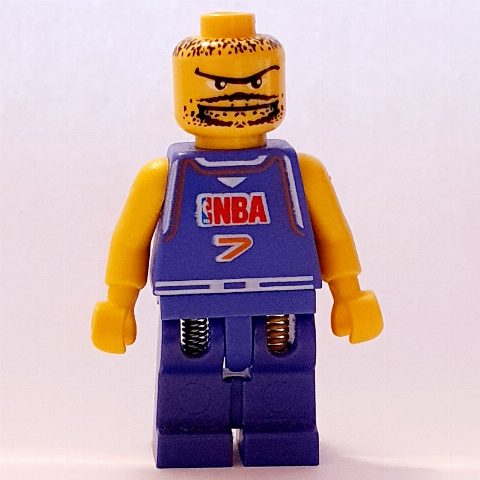 Minifigurka Basketball Player, Violet Torso, violet Legs 7