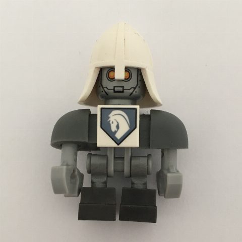 Minifigurka Lance Bot with White Helmet