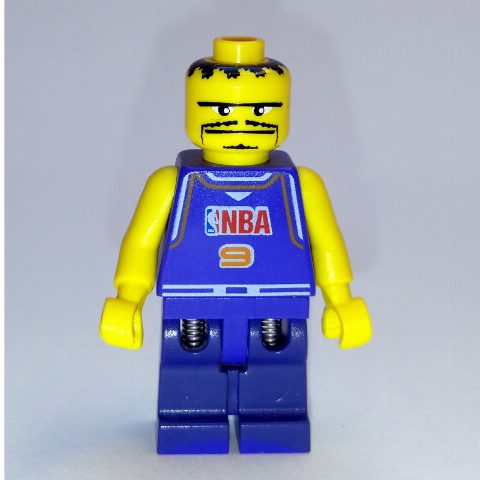 Minifigurka Basketball Player, Violet Torso, violet Legs 9