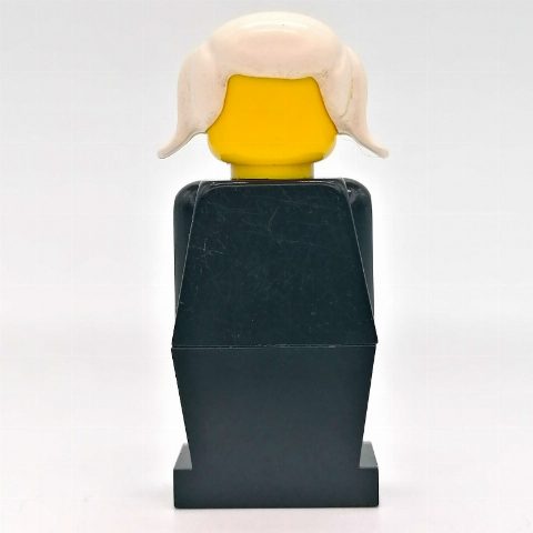 Minifigurka LEGOLAND Female, Black Torso, Black Legs, White Hair