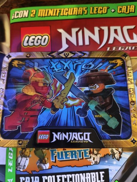 Zestaw LEGO Kai vs. Rox (Ninjago)
