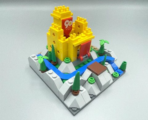 Zestaw LEGO® 90th Anniversary Mini Castle (Promotional)