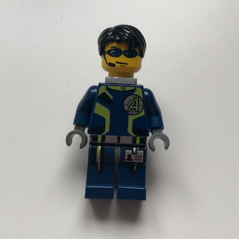 Minifigurka Agent Chase with Neck Bracket