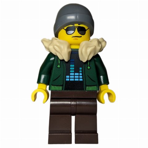 Minifigurka Dark Green Torso, Dark Brown Legs, Tan Collar, Dark Bluish Grey Beanie