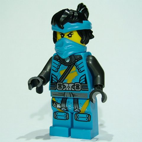 Minifigurka Nya