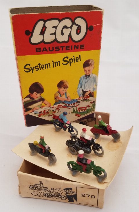 Zestaw LEGO® 5 Cyclists / Motorcyclists (System)