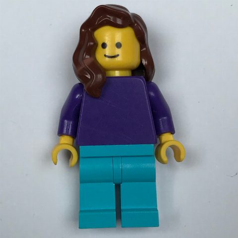 Minifigurka Woman, Plain Dark Purple Torso, Medium Azure Legs, Reddish Brown Hair