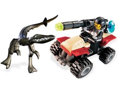 Zestaw LEGO Street Sprinter vs. Mutant Lizard (Dino Attack / Dino 2010)