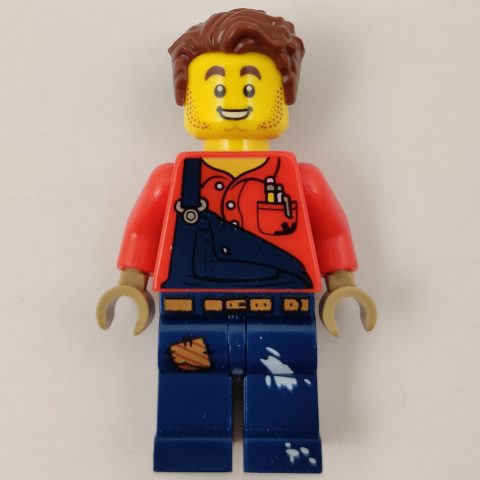 Minifigurka Harl Hubbs, Dark Blue Overalls