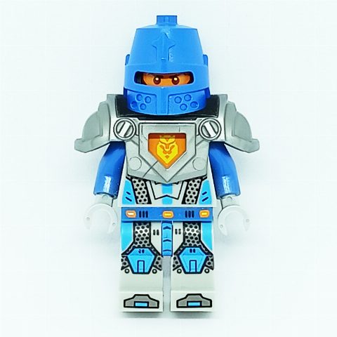 Minifigurka Nexo Knight Soldier with Blue Helmet