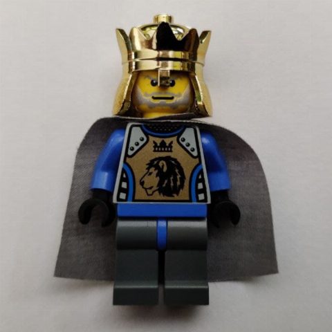 Minifigurka King Mathias, Gold Armor, Light Bluish Gray Cape, Gold Crown