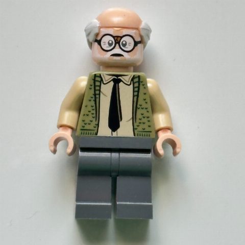 Minifigurka Ernie Prang, Olive Green Sweater, Dark Bluish Gray Legs