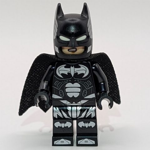 Minifigurka Batman, Black Suit, Black Cape and Cowl, Silver Logo, Printed Cowl