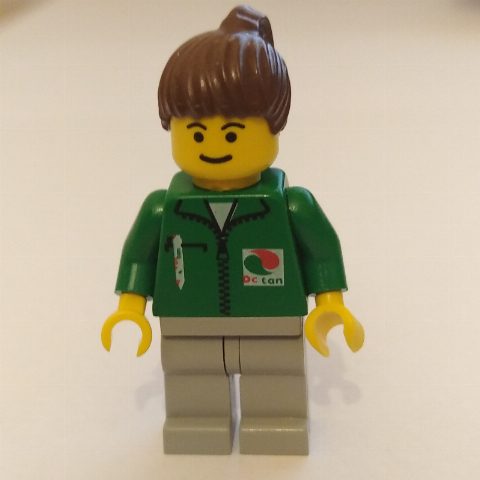 Minifigurka Green Torso, Light Grey Legs, Brown Ponytail Hair