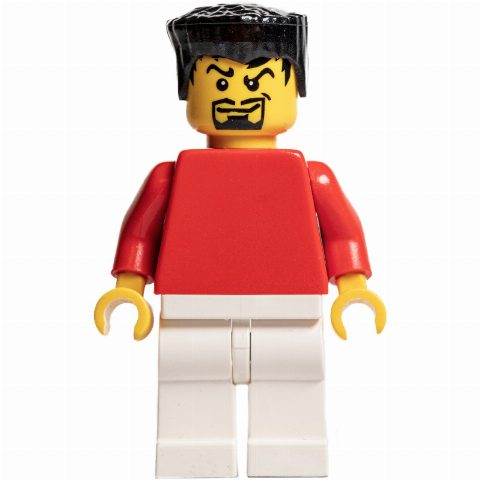 Minifigurka Soccer Player Red Plain Torso, White Legs 2