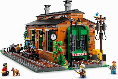 Zestaw LEGO Old Train Engine Shed (BrickLink Designer Program)