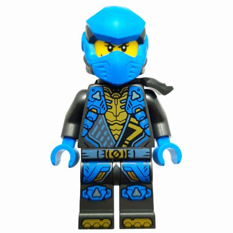 Minifigurka Nya, Pearl Titanium Outfit