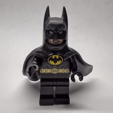Minifigurka Batman, Black Suit, Black Cape and Cowl (Rubber), White Headband