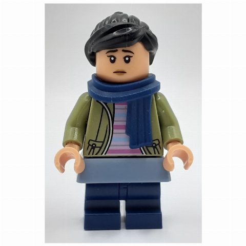 Minifigurka Cho Chang, Dark Blue Scarf, Skirt