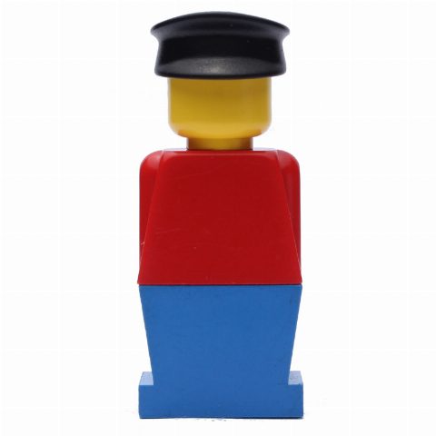 Minifigurka LEGOLAND Red Torso, Blue Legs, Black Hat