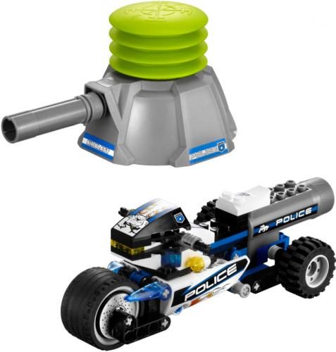 Zestaw LEGO Storming Enforcer (Racers)
