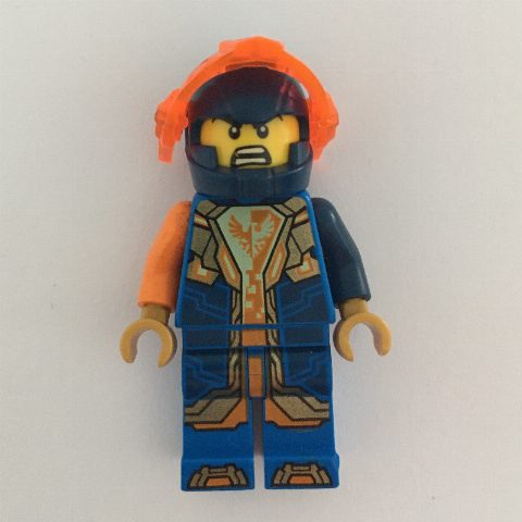 Minifigurka Clay Moorington with Tran-Orange Visor