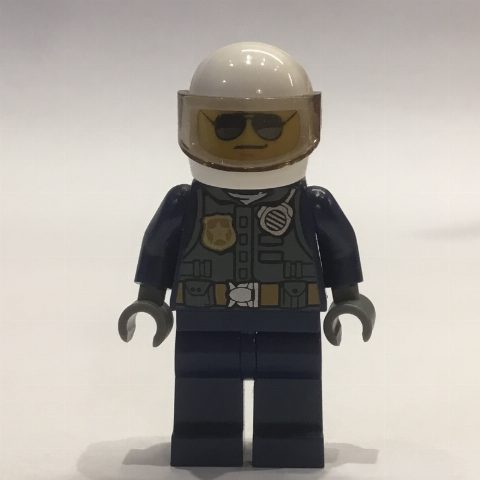 Minifigurka Policeman Tony Maverick, Dark Bluish Gray Vest with Radio and Badge over Dark Blue Shirt, White Helmet with Visor, Sunglasses