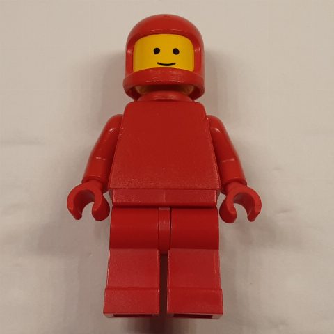 Minifigurka Classic Spaceman, Red with Airtanks (3842a Helmet), Plain Torso