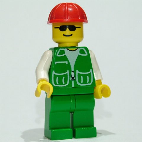 Minifigurka Green Torso, Green Legs, Red Safety Hat